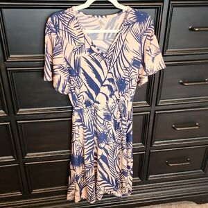 Women's Blue and Cream Leaf Print Swim Cover-Up